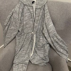Gap maternity sweatshirt